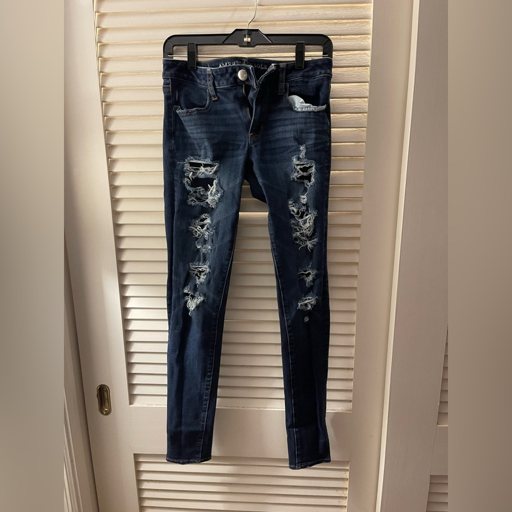 Ripped American Eagle Skinny Jeans